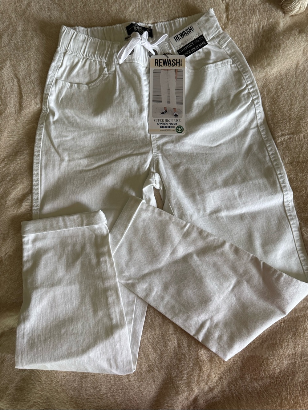 Rewash White Boyfriend Pull-On Super High Rise Jeans